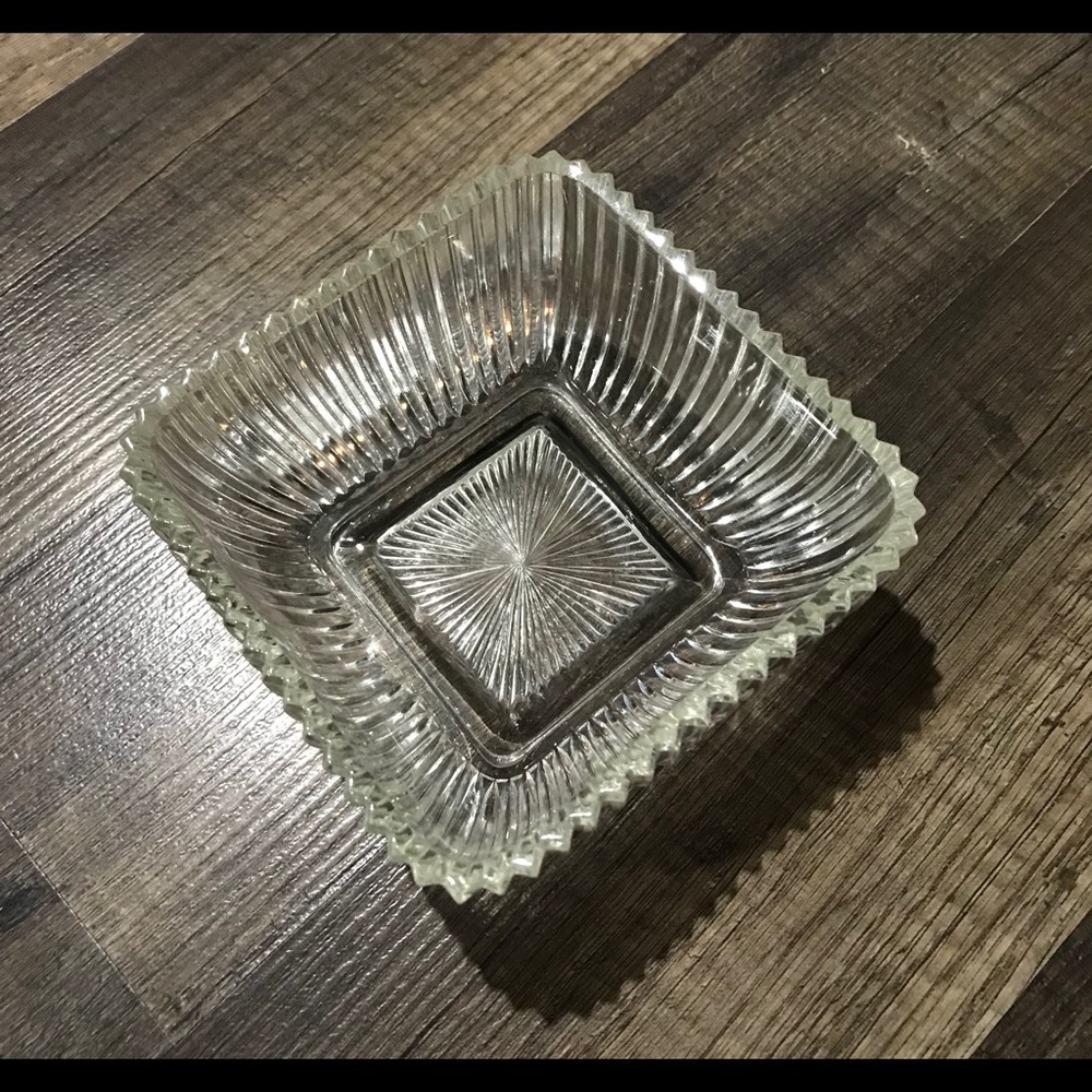 Cute Vintage Dish ❤️